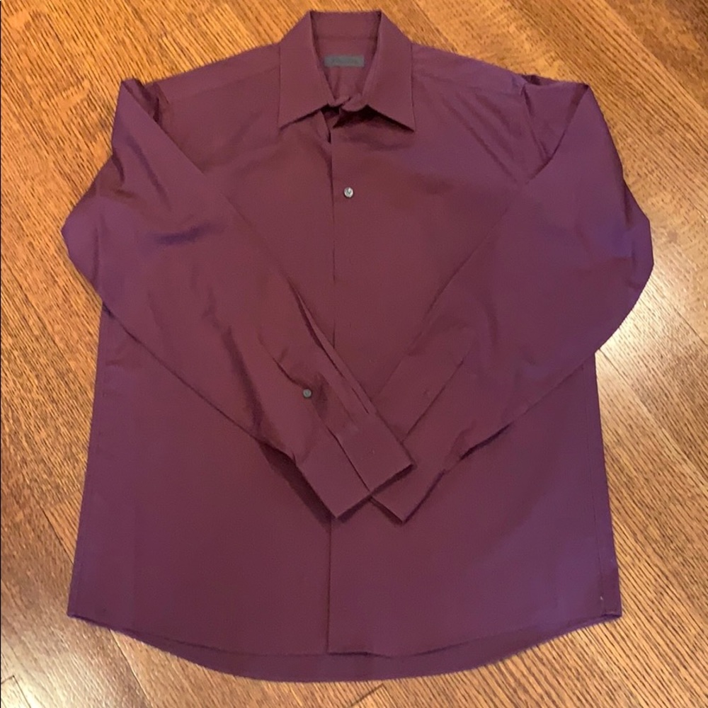 Calvin Klein.Button down Dress shirt